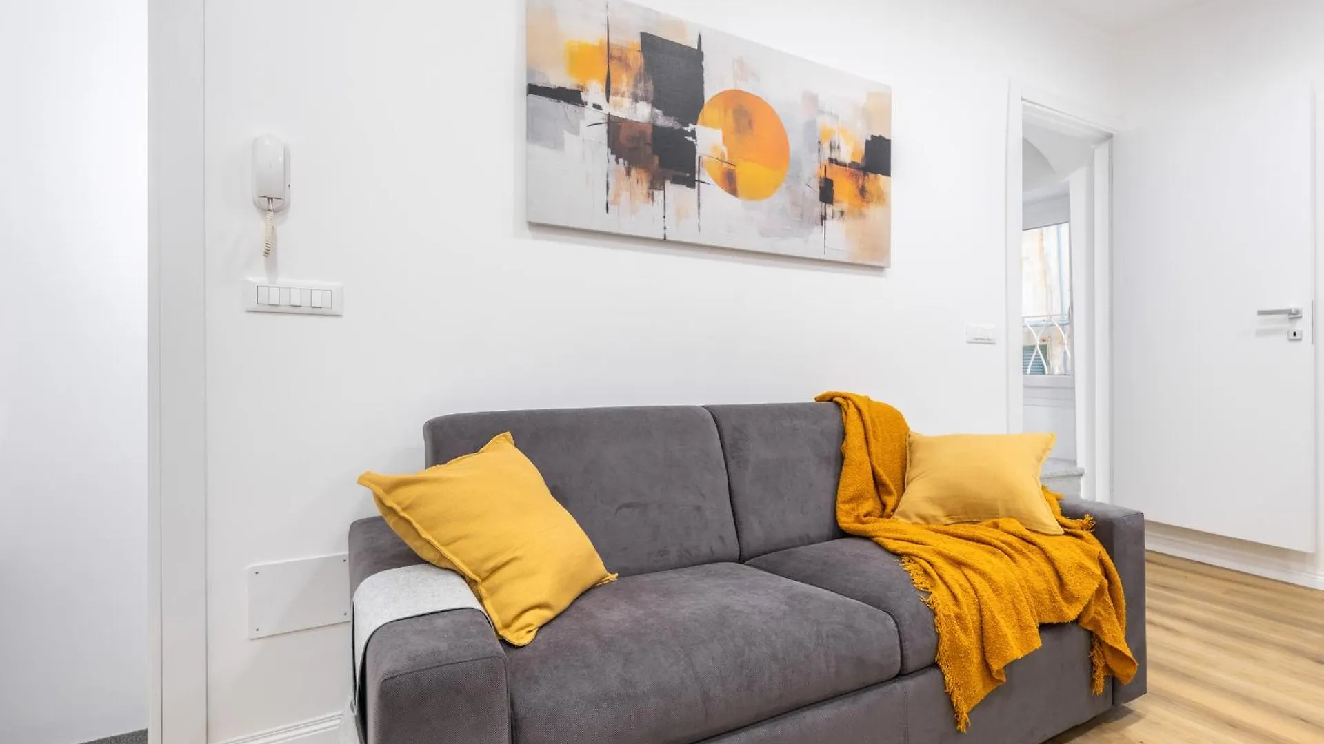 Hostdomus - Azure Loft Free Garage Apartment Loano